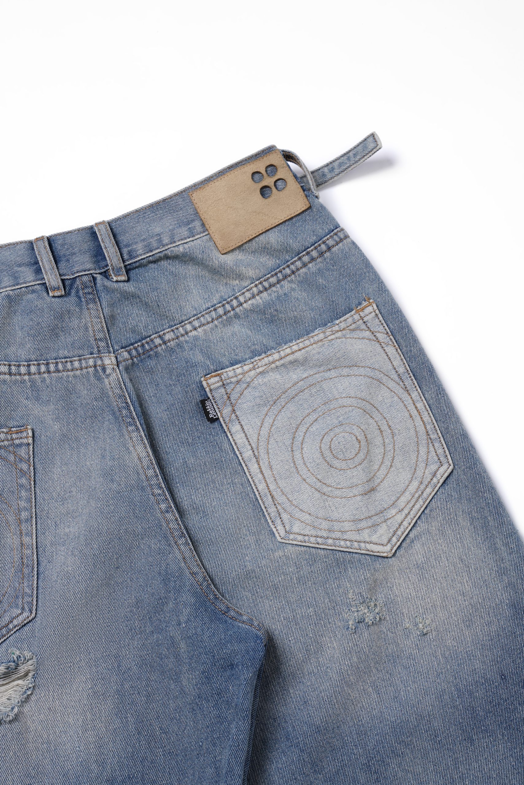 4-HOLE PUNCHER Blue Denim Jeans - RAKKIU